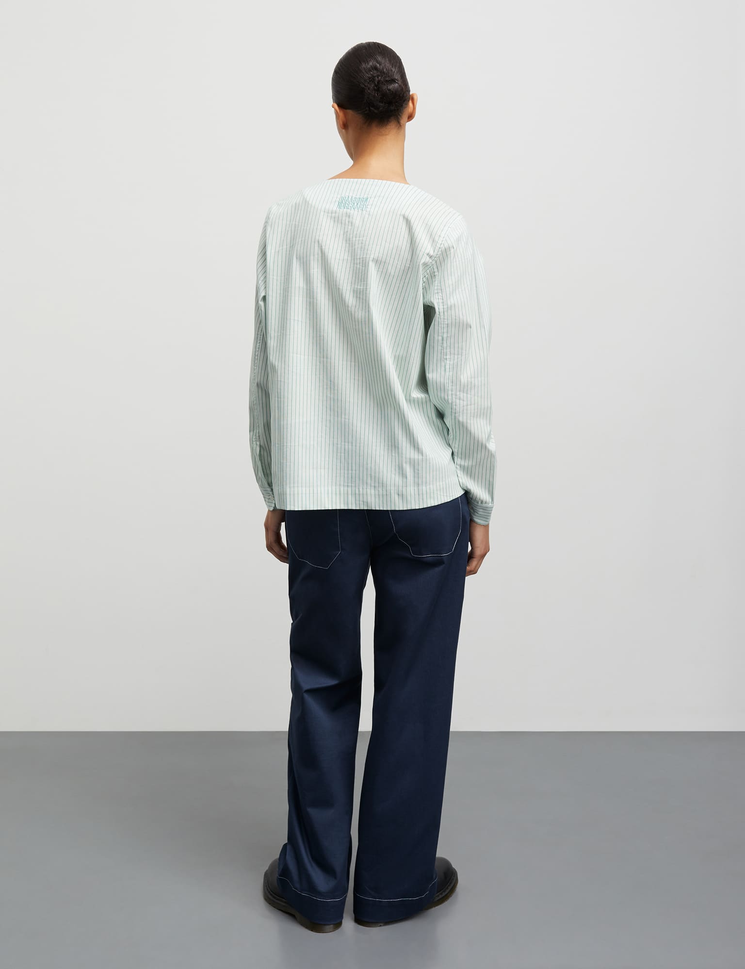 poplinda-dana-shirt-pinstripe-verdant-green_3.jpg Poplinda Dana Shirt, Pinstripe/Verdant Green