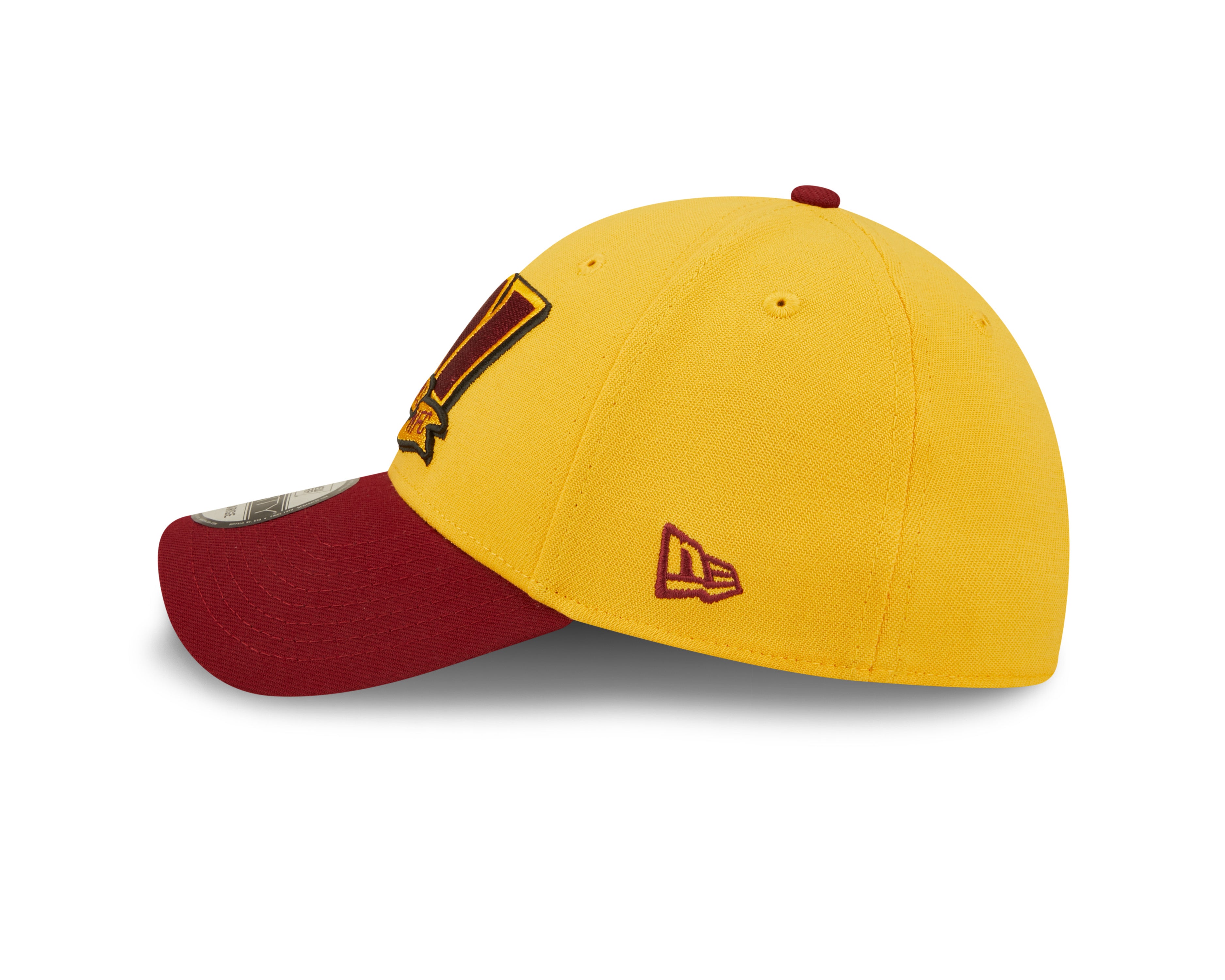 Washington Commanders NFL Sideline 2022 39THIRTY Stretch Fit Cap - Yellow/Maroon