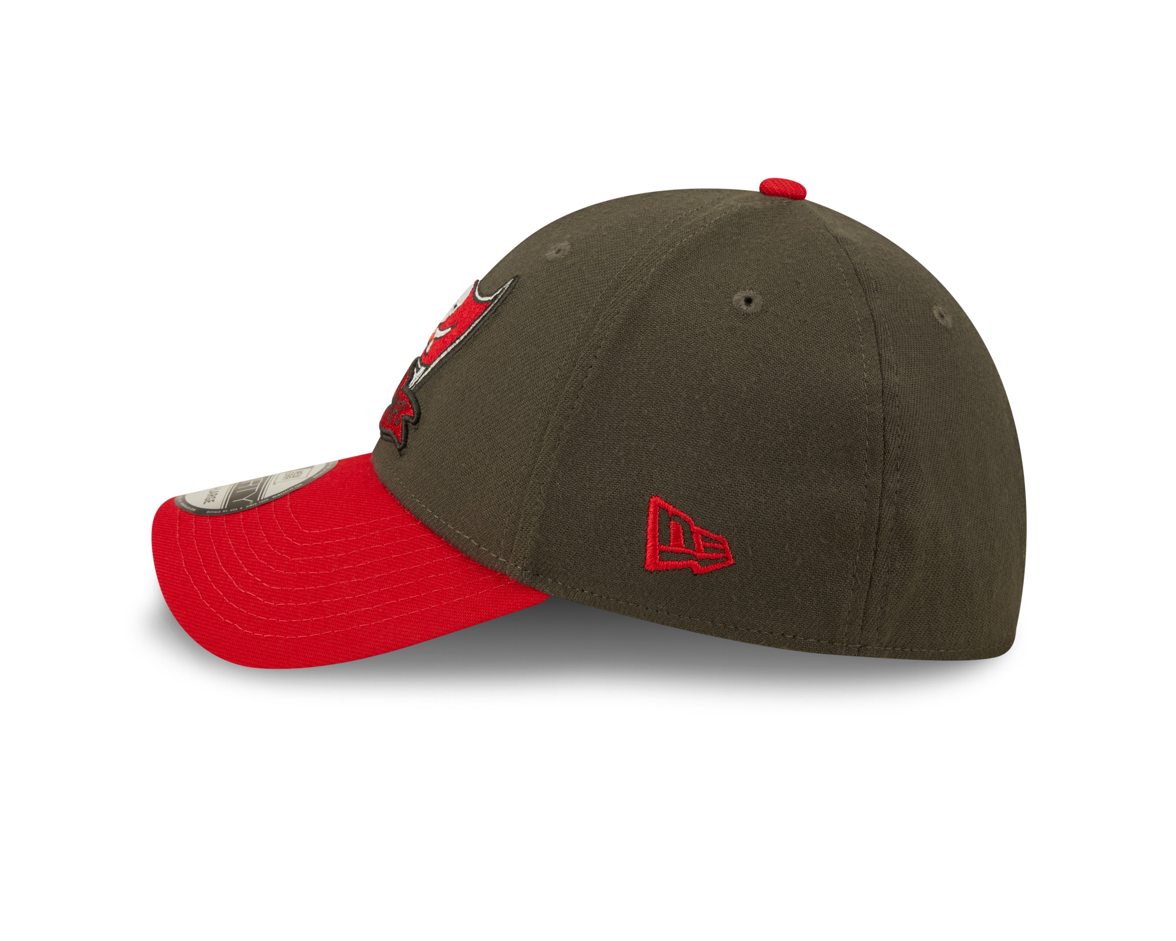 Tampa Bay Buccaneers NFL Sideline 2022 39THIRTY Stretch Fit Cap - Dark Grey/Red