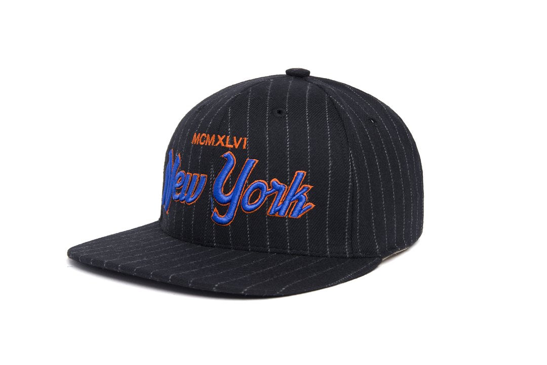 The DTC Chalk Pinstripe MCMXL VI New York - Sort/hvid Pinstripe Online salg